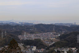 武山山頂から横浜方面の展望